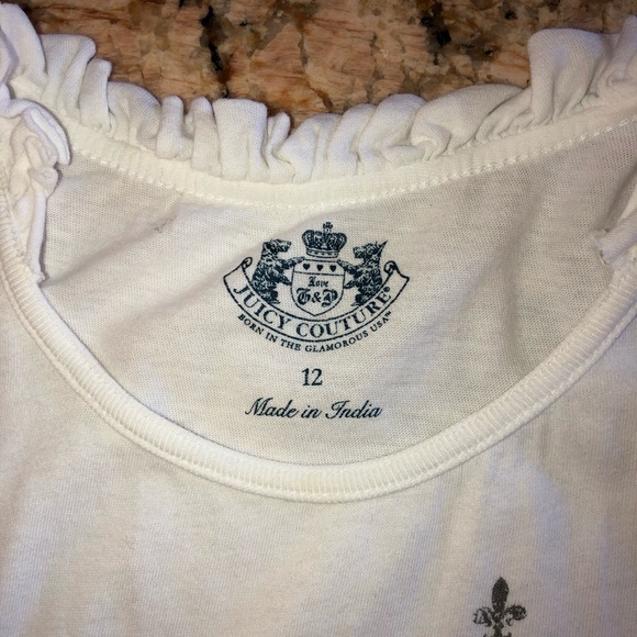 Juicy Couture Cap Ruffle Sleeve T Blouse JC Regal Logo Highland Terrier - Picture 2 of 8